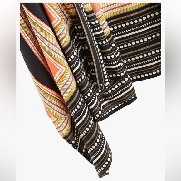 📦 Sweaty Rocks Orange & Black Geometric Kimono - Picture 6 of 12